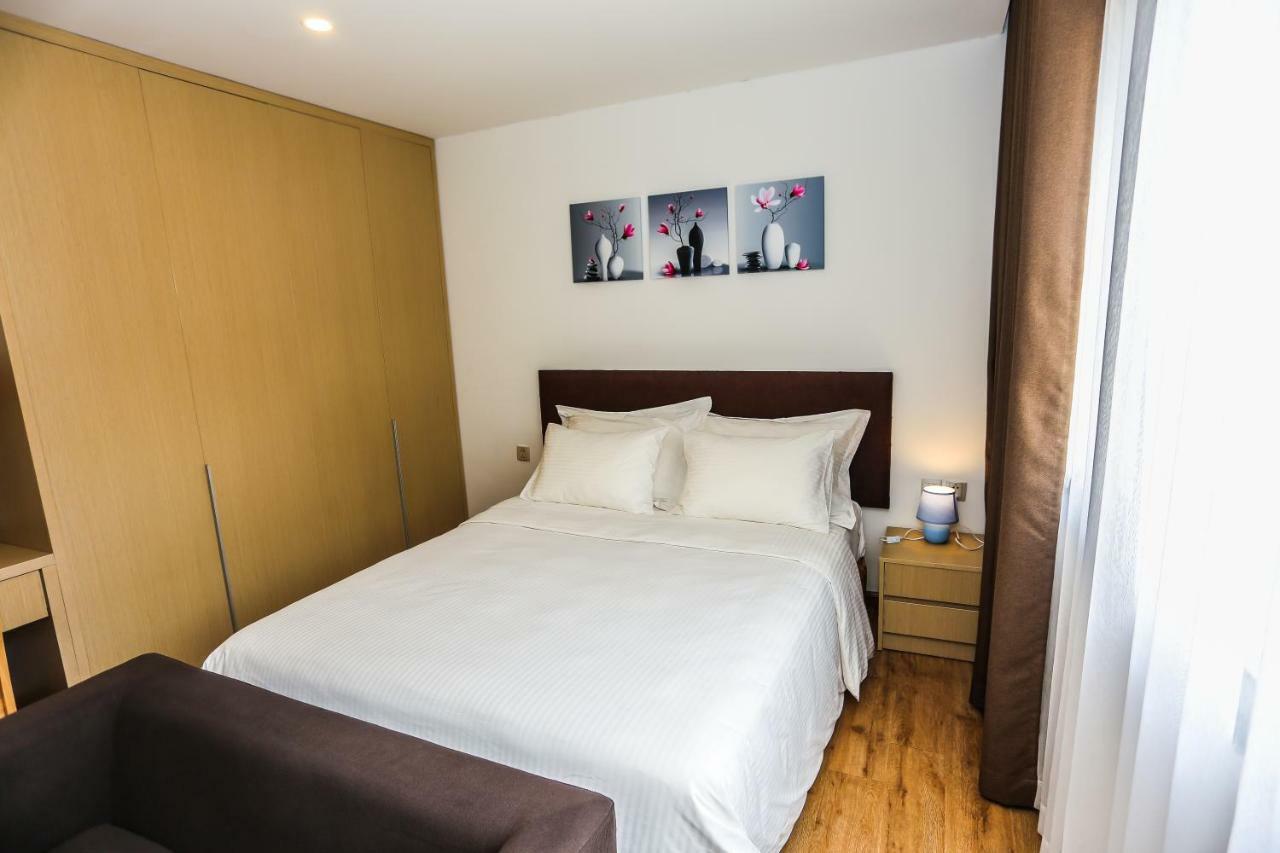 Ficus Suites ฮานอย ภายนอก รูปภาพ